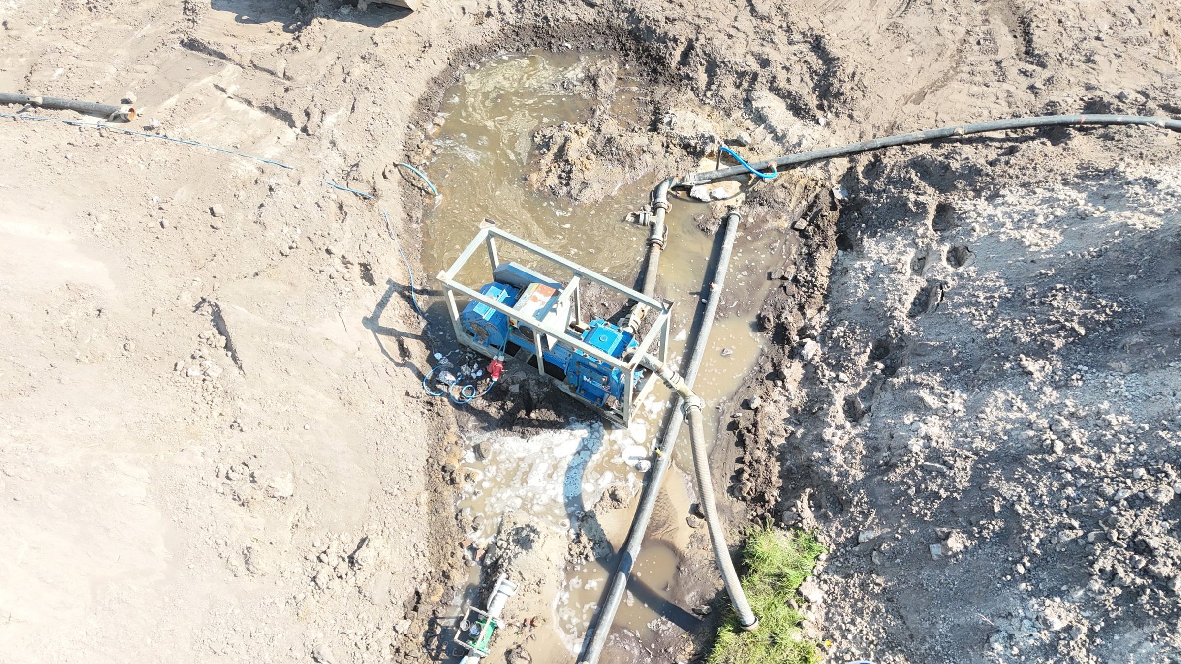 Luchtfoto van een bemalingsinstallatie